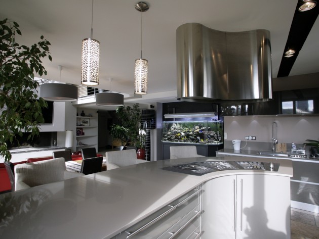 Cuisine contemporaine grise photo page 4 : idéesmaison.com Cuisine contemporaine grise