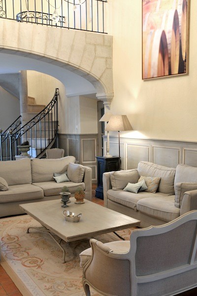 Salon & salle à manger classique noir photo : idéesmaison.com Noir décor manger à salle