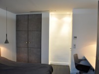 Chambre à coucher pour les invités avec bureau