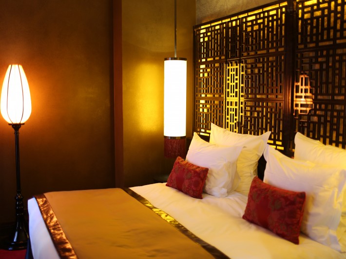 Chambre asiatique de l'hôtel Buddha