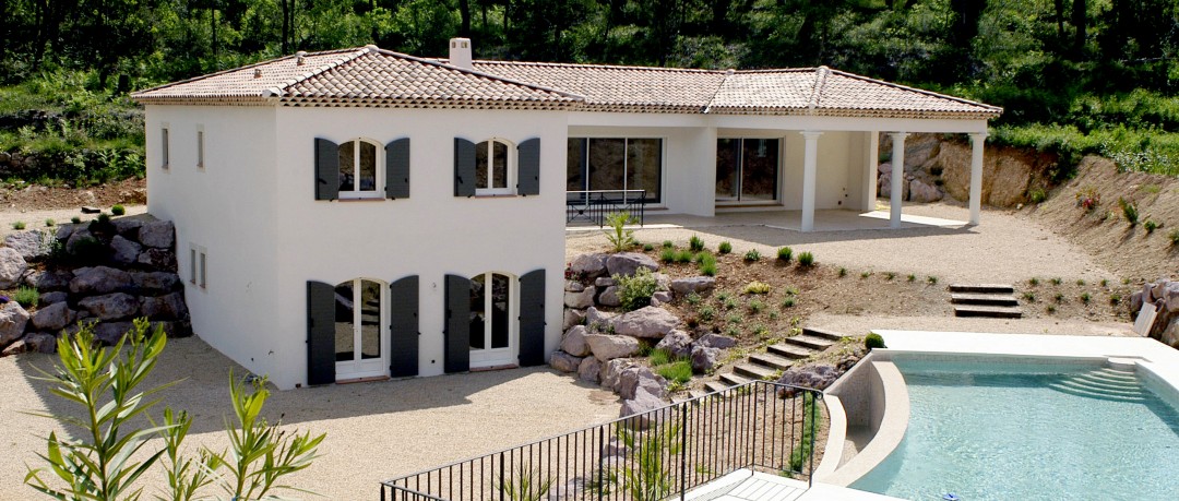 Château provençal avec piscine et terrasse