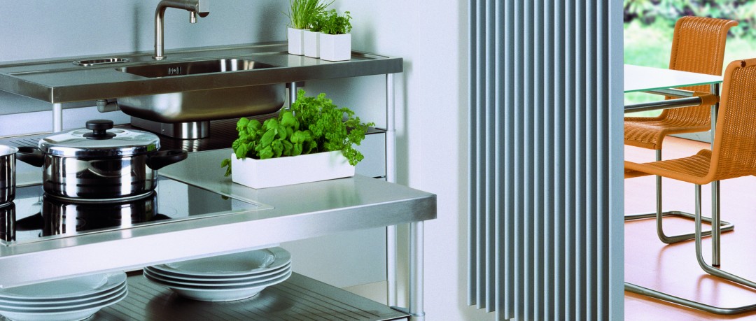 Cuisine avec radiateur zehnder en épi