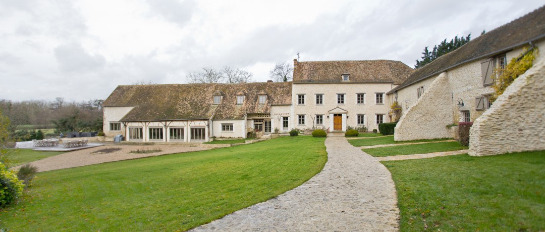 Grande maison de campagne avec jardin dans l'Eure