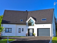 Maison contemporaine vue sur façade