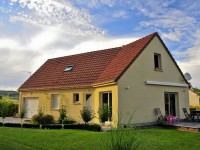 Maison traditionnelle avec terrasse