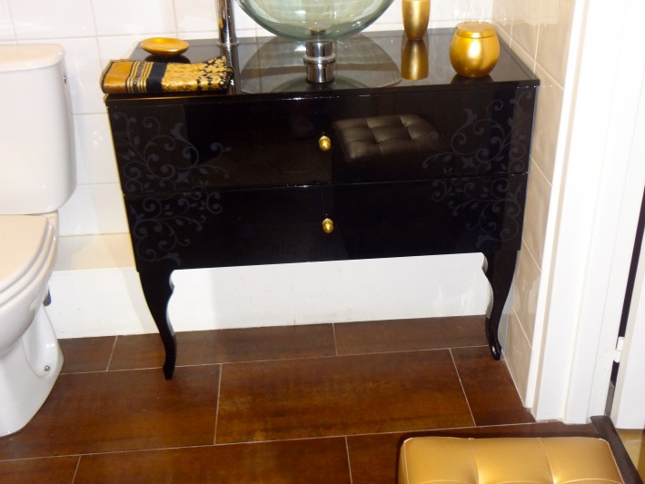 Meuble lavabo laqué noir