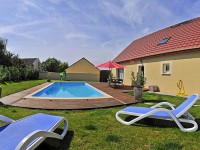 Piscine creusée d'une maison individuelle