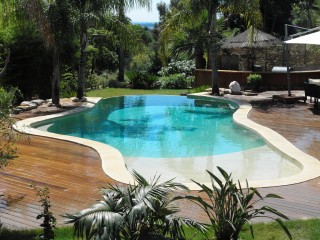 Piscine forme originale