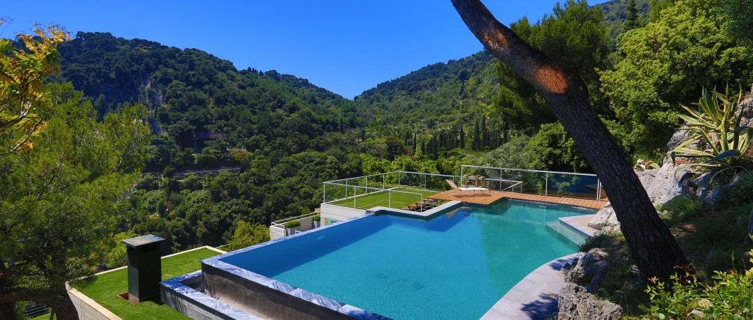Piscine sur toit terrasse