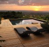 Piscinelle BO : Piscine carrée avec terrasse en bois naturel