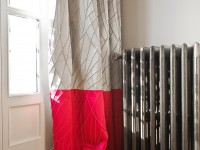 Radiateur en fonte avec rideau coloré