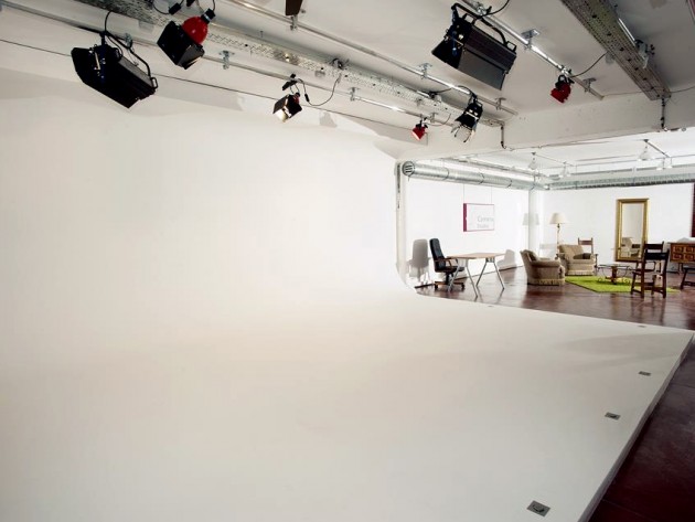 Studio Photo avec équipement lumière pour shooting