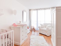 Vue d'ensemble de la chambre de bébé