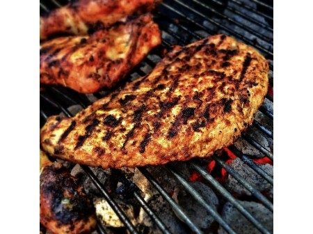 Pourquoi opter pour un barbecue charbon pour l’été ?