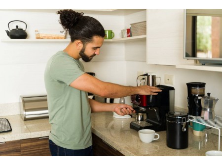 Transformez votre cuisine en coffee shop avec la bonne machine